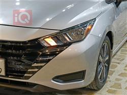 نیسان ڤێرسا